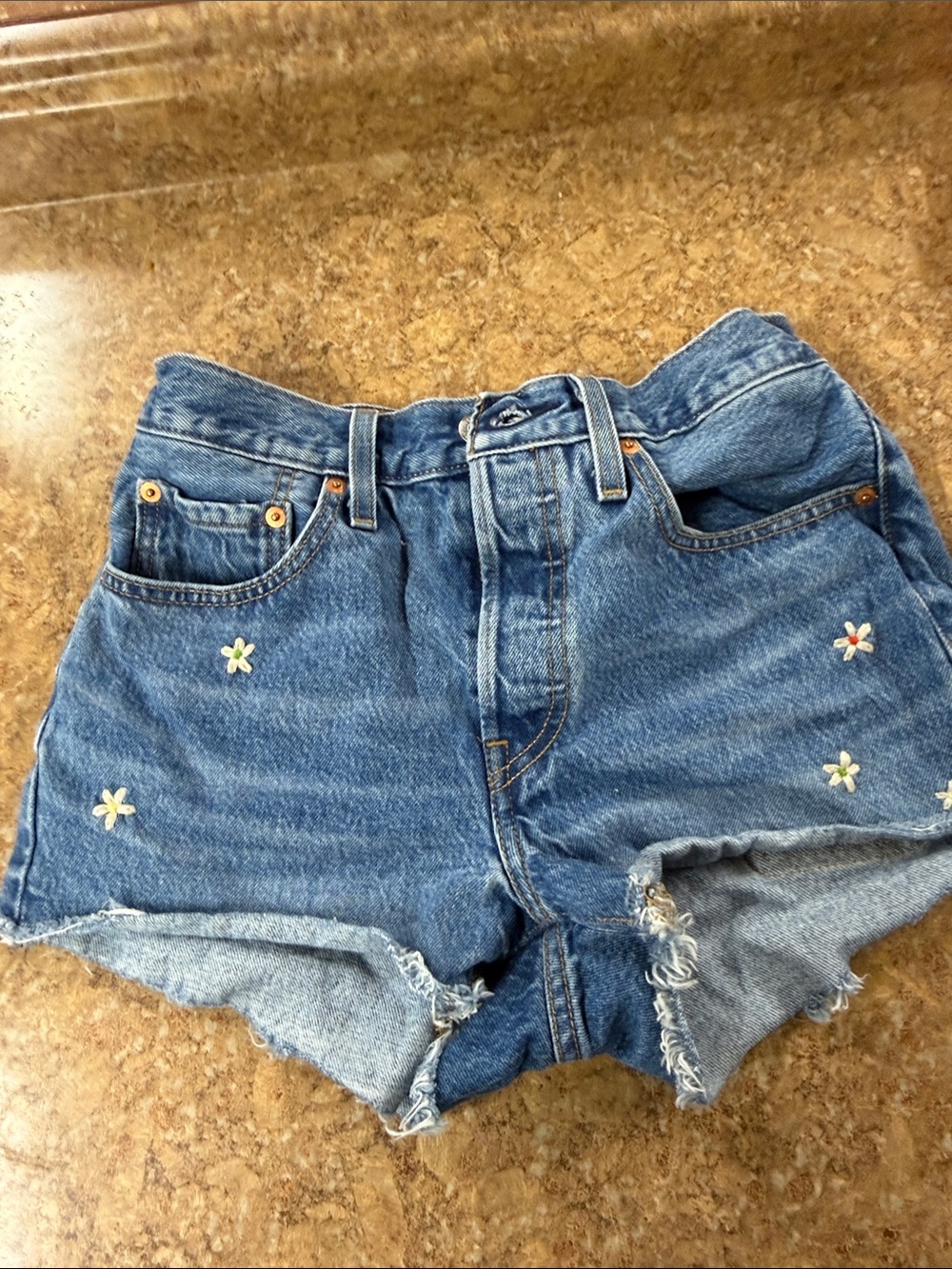 Levi’s Embroidered High-Waist Women’s Shorts - Blue